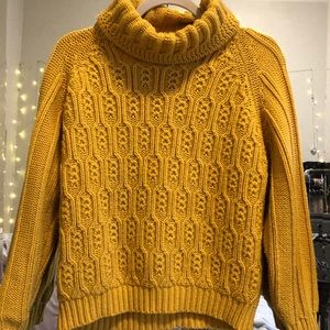 Turtle neck sweater
